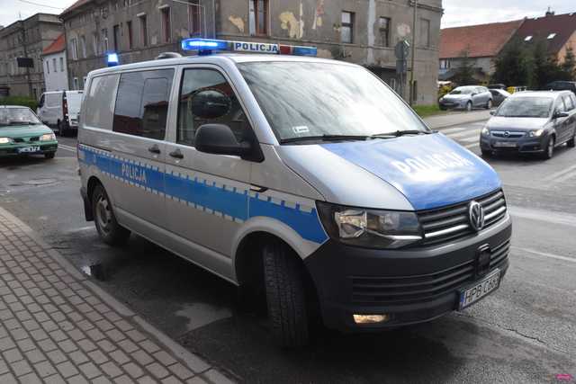 Zderzenie bmw z seatem w Pieszycach