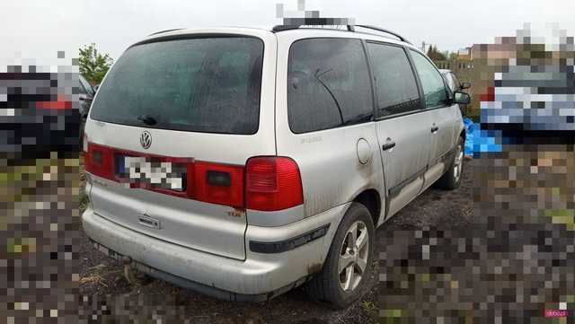 Policja: pijany kierowca volkswagena we Włókach