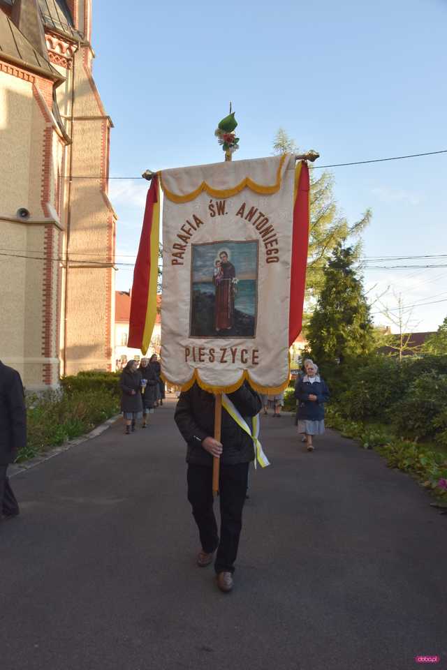 Niedziela Zmartwychwstania Pańskiego w Pieszycach