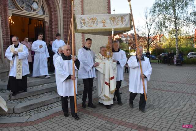 Niedziela Zmartwychwstania Pańskiego w Pieszycach
