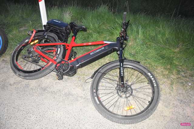 Zderzenie motocyklisty z rowerzystą