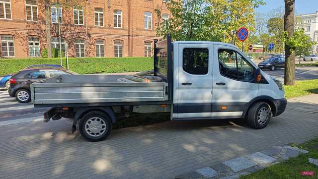Zderzenie skody i forda na Świdnickiej w Dzierżoniowie