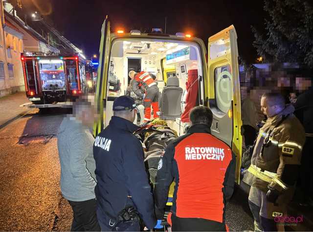 Pożar budynku wielorodzinnego w Dzierżoniowie