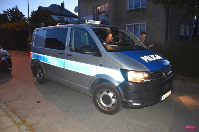 Zderzenie lawety i peugeota w Bielawie