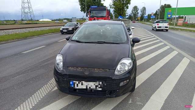 Zderzenie trzech samochodów na drodze Dzierżoniów - Bielawa