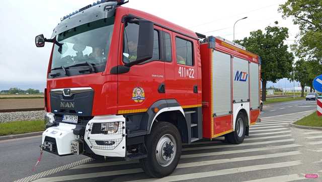 Zderzenie trzech samochodów na drodze Dzierżoniów - Bielawa