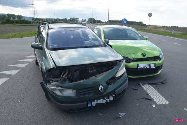 Zderzenie renault i volkswagena