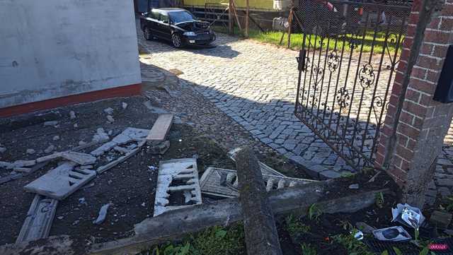 Skodą uderzył w latarnię w Wilkowie Wielkim