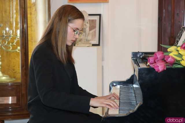 Recital Pauliny Pawlaczek w Synagodze Rutika