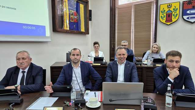 Sesja Rady Powiatu Dzierżoniowskiego