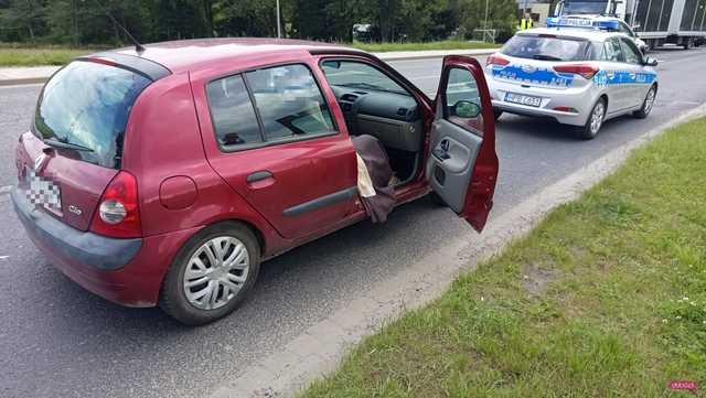 Zderzenie volkswagena z renault w Dzierżoniowie