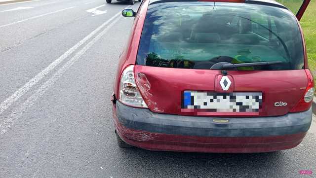 Zderzenie volkswagena z renault w Dzierżoniowie
