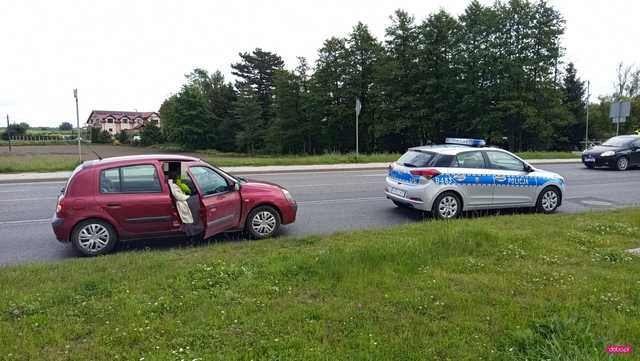 Zderzenie volkswagena z renault w Dzierżoniowie