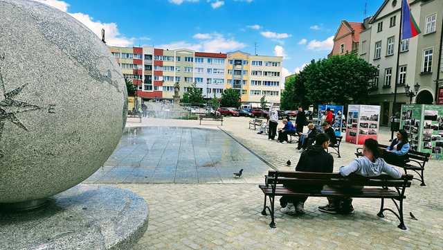 Przebudowa dzierżoniowskiego rynku zakończona