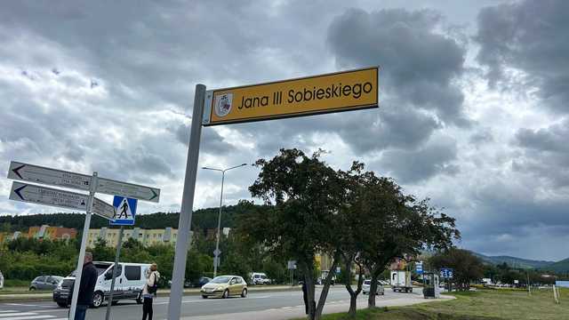 Groźne zderzenie dwóch aut w Bielawie 