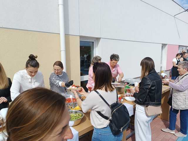 Piknik Rodzinny w Przedszkolu ,,Na Akacjowym Wzgórzu w Łagiewnikach