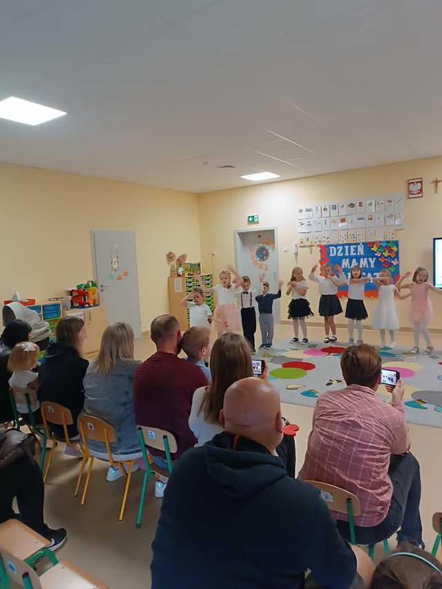 Piknik Rodzinny w Przedszkolu ,,Na Akacjowym Wzgórzu w Łagiewnikach