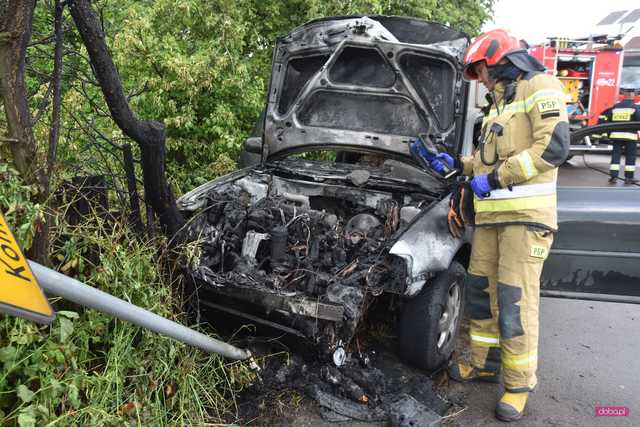 Audi w ogniu. Kierowca uciekł!