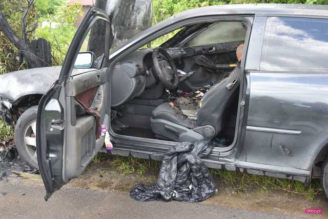 Audi w ogniu. Kierowca uciekł!
