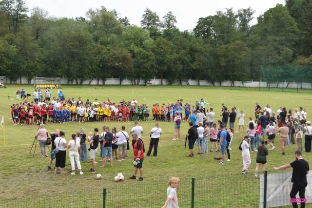 Niemcza. Otwarcie stadionu i Piłkarski Dzień Dziecka