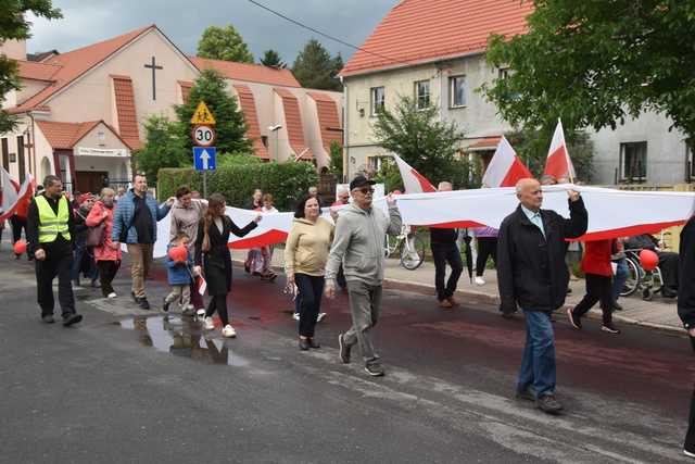 Marsz dla Życia i Rodziny w Dzierżoniowie