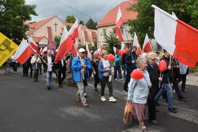 Marsz dla Życia i Rodziny w Dzierżoniowie