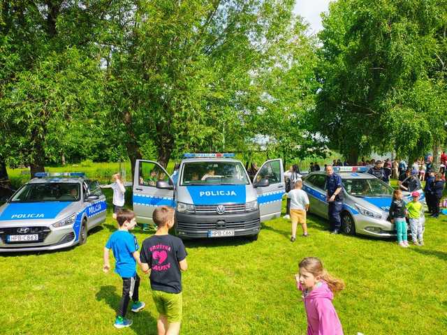Policja. Festyn edukacyjny „Bezpieczne Wakacje”