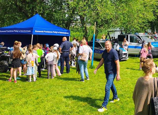 Policja. Festyn edukacyjny „Bezpieczne Wakacje”