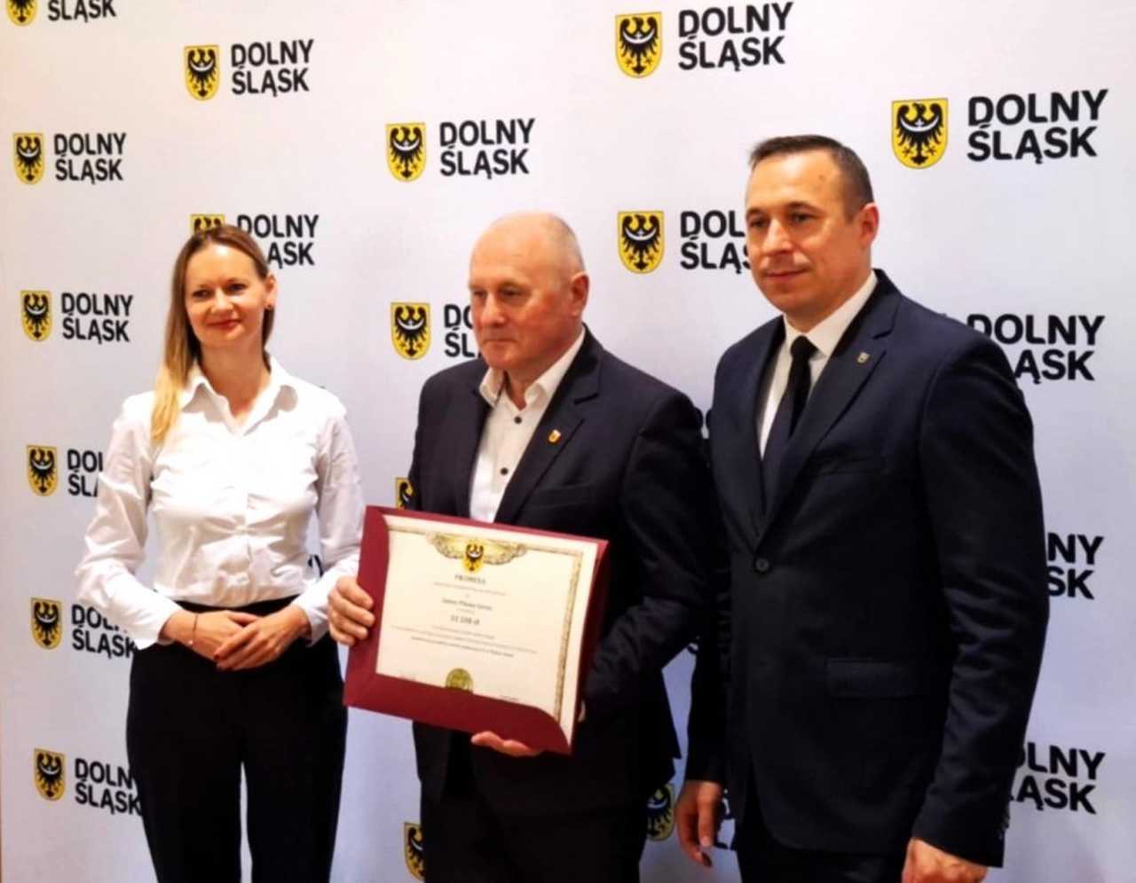 Piława Górna z dofinansowaniem na inwestycje w infrastrukturę melioracyjną i drogową