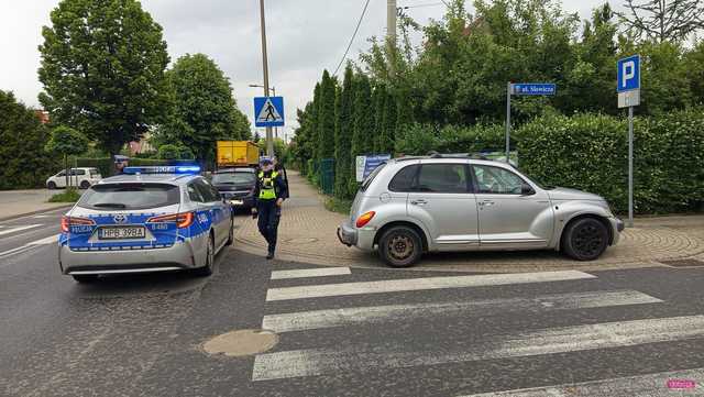 Zderzenie chryslera z oplem w Dzierżoniowie