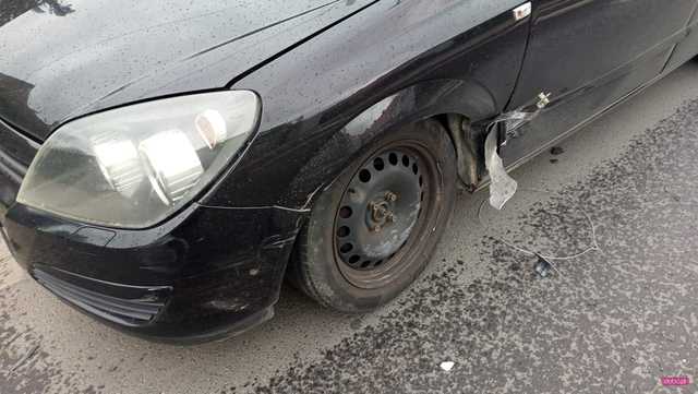 Zderzenie chryslera z oplem w Dzierżoniowie
