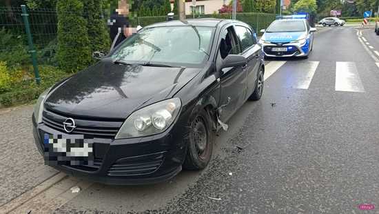 Zderzenie chryslera z oplem w Dzierżoniowie