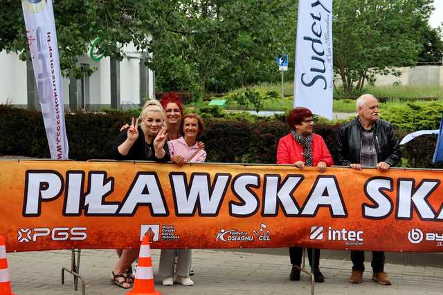 Niemal 300 biegaczy na starcie Piławskiej Skały – rekord frekwencji i świetne wyniki