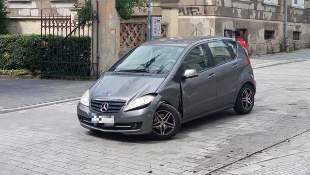 Kolizja na Pocztowej w Dzierżoniowie