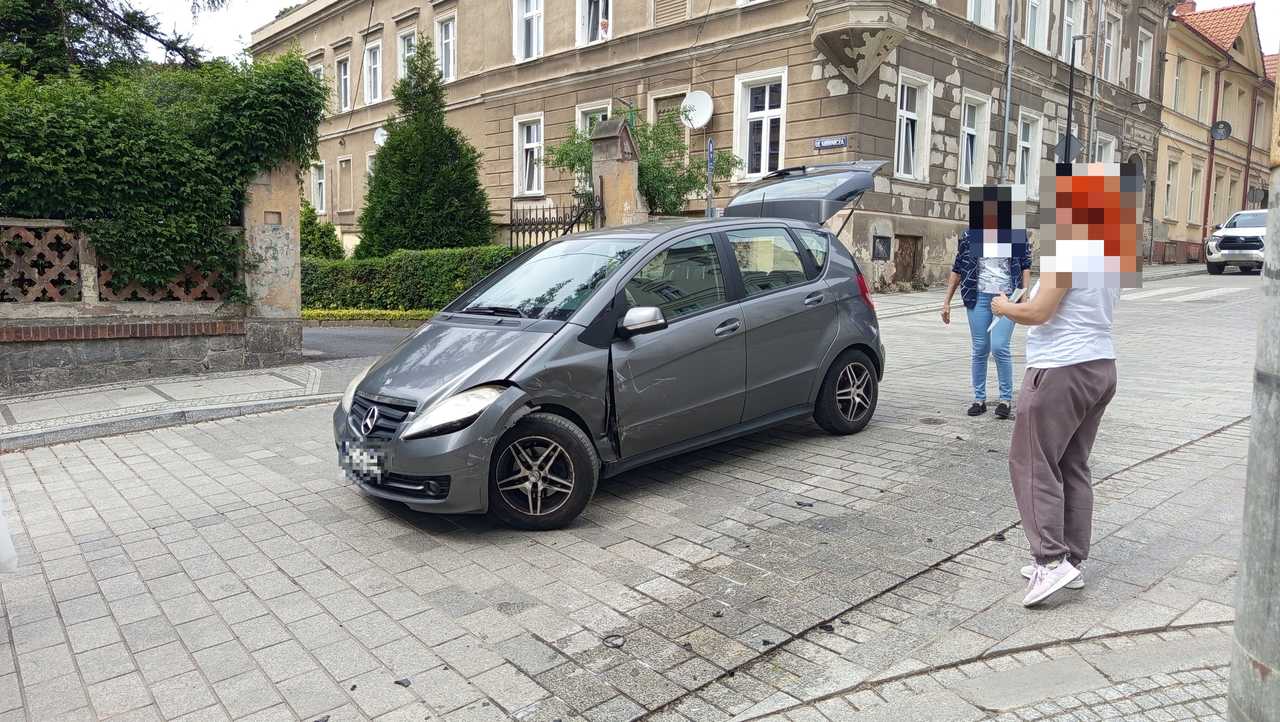 Kolizja na Pocztowej w Dzierżoniowie