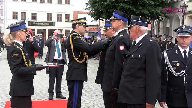 Nowy sztandar dla dzierżoniowskich strażaków