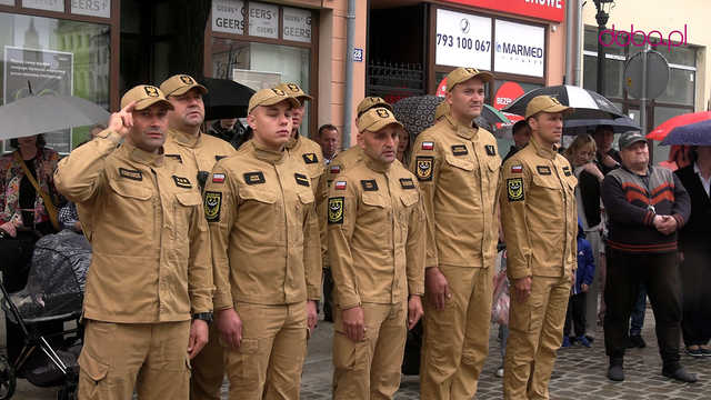 Nowy sztandar dla dzierżoniowskich strażaków