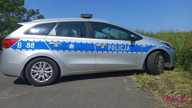 Wjechał do rowu