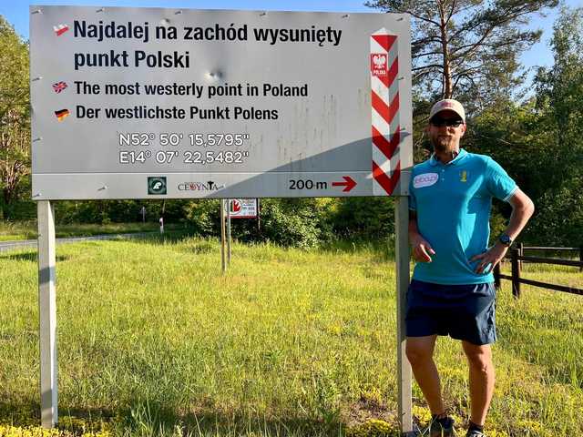 Biegnie przez Polskę, żeby pomóc Jackowi – rozmowa z Dawidem Sulikowskim