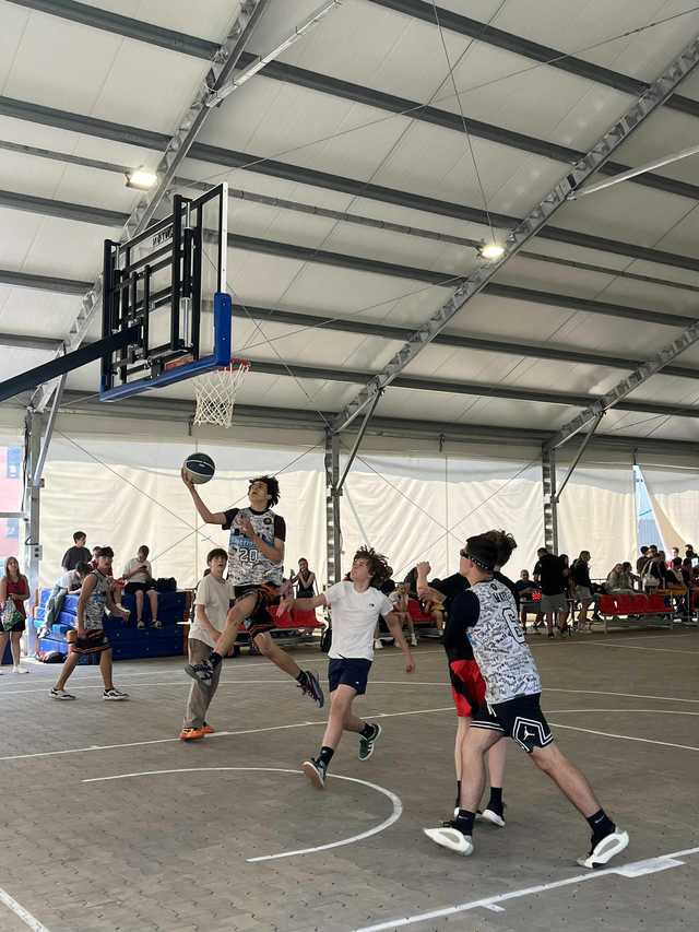 Zawody koszykówki 3x3 szkół podstawowych
