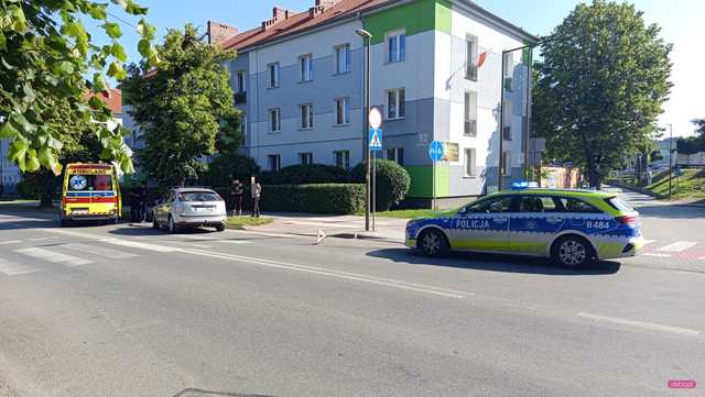 Fordem uderzył w drzewo