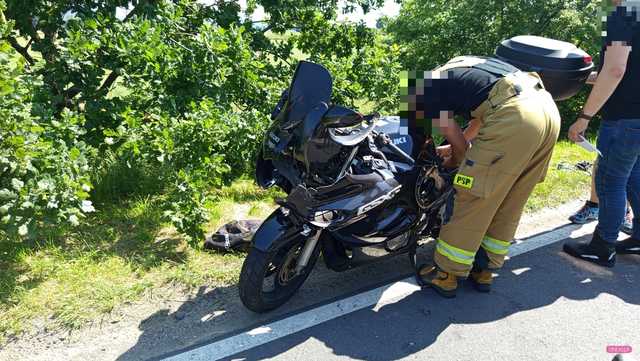Zderzenie motocyklisty z lawetą