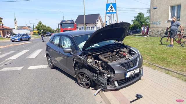 Zderzenie mercedesa i seata w Pieszycach