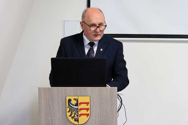 Jednogłośne wotum zaufania i absolutorium dla burmistrza Piławy Górnej