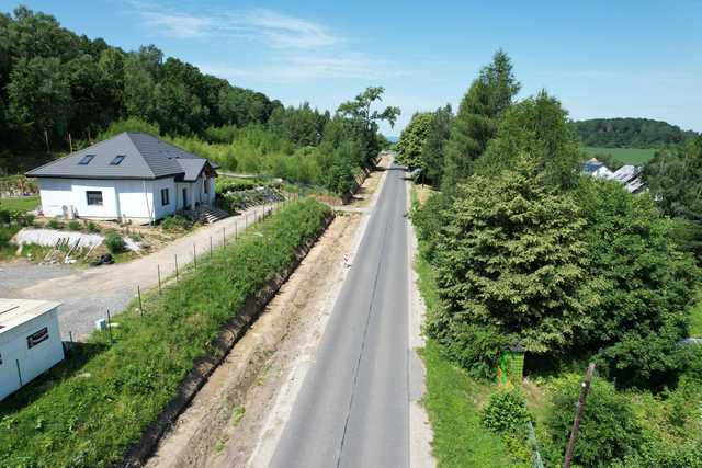 Powiat Dzierżoniowski buduje ścieżkę pieszo-rowerową na terenie gmin Dzierżoniów i Niemcza