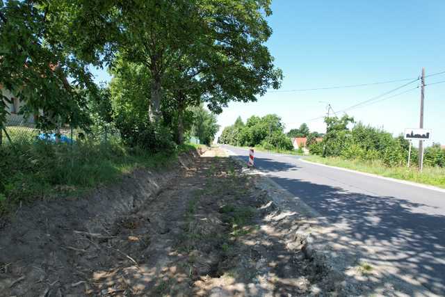 Powiat Dzierżoniowski buduje ścieżkę pieszo-rowerową na terenie gmin Dzierżoniów i Niemcza