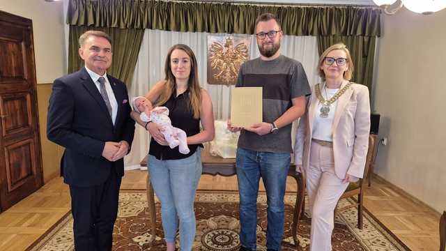 Wyprawki dla nowo narodzonych dzieci w gminie Łagiewniki