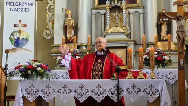 Proboszcz z Ratajna przechodzi na emeryturę