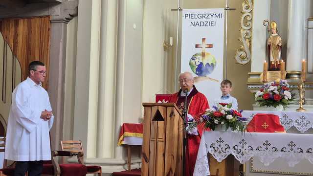 Proboszcz z Ratajna przechodzi na emeryturę