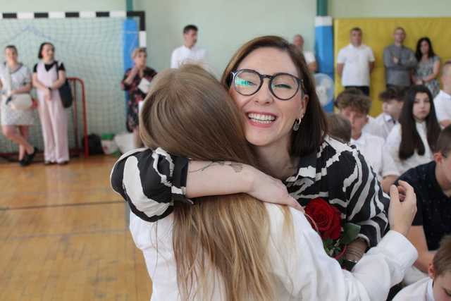 Gmina wiejska Dzierżoniów: Żegnaj szkoło, witajcie wakacje!